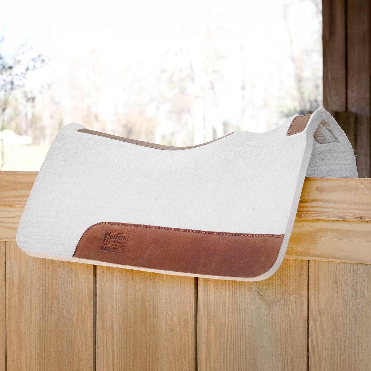 Premium WoolLuxe 100% Wool Equine Saddle Pad – Cushioned, Breathable, and Shock-Absorbing
