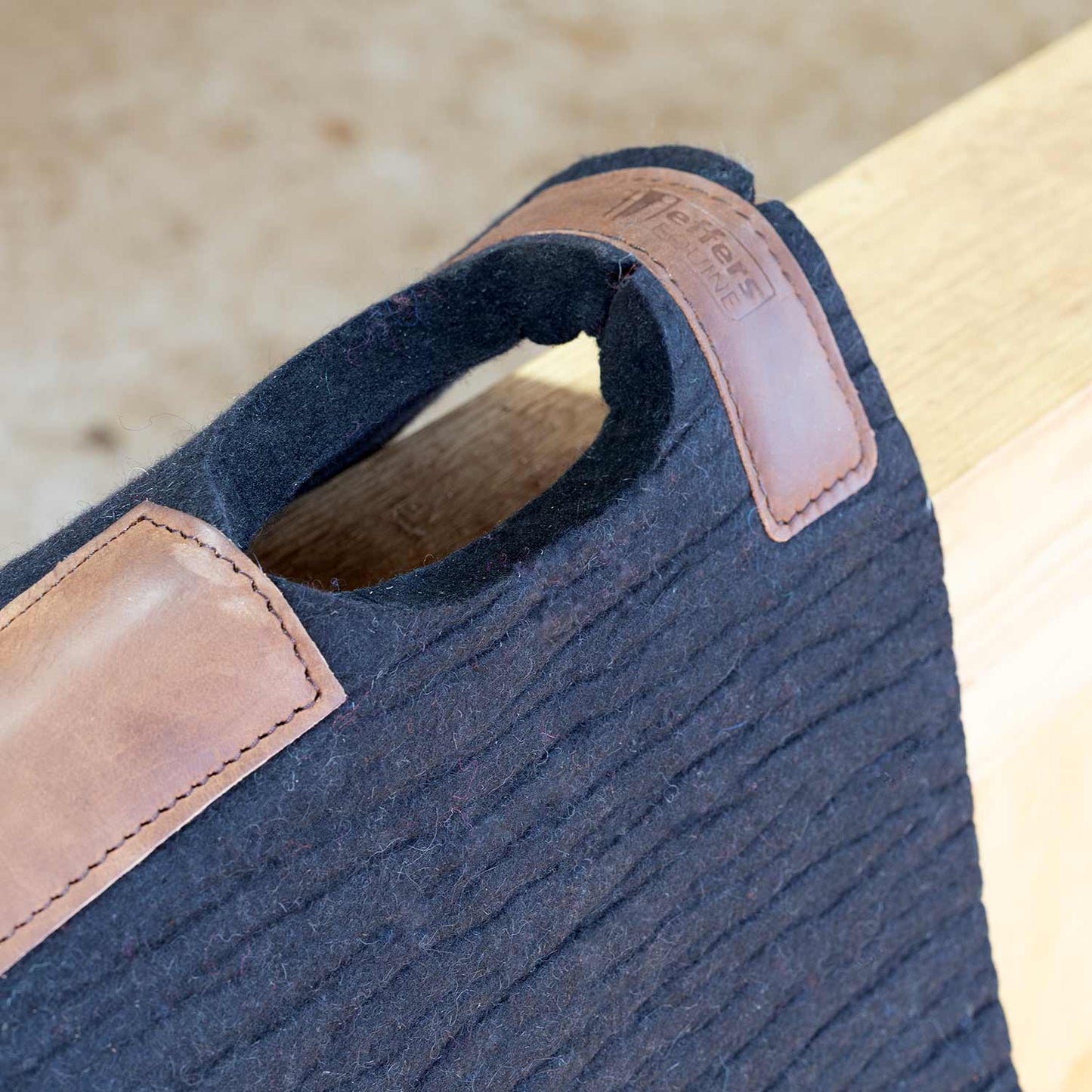 Premium WoolLuxe 100% Wool Equine Saddle Pad – Cushioned, Breathable, and Shock-Absorbing