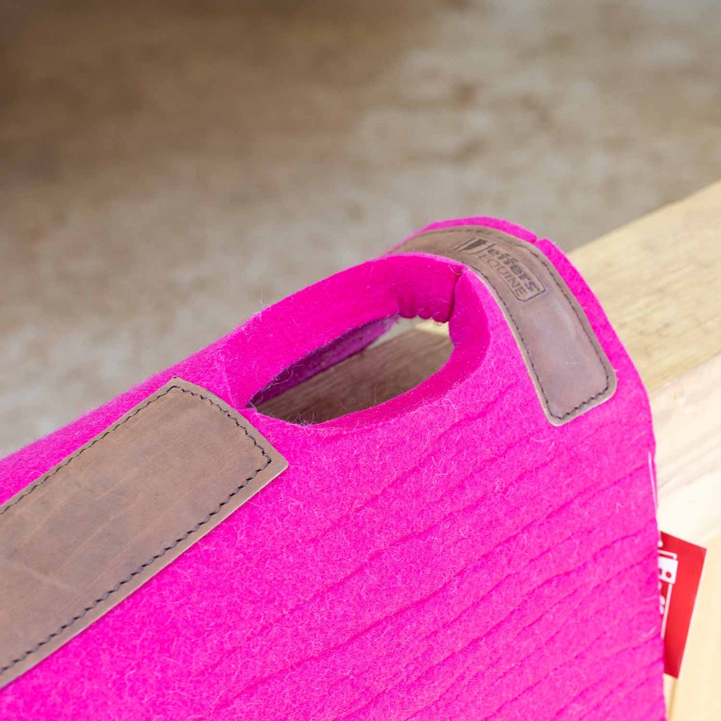 Premium WoolLuxe 100% Wool Equine Saddle Pad – Cushioned, Breathable, and Shock-Absorbing