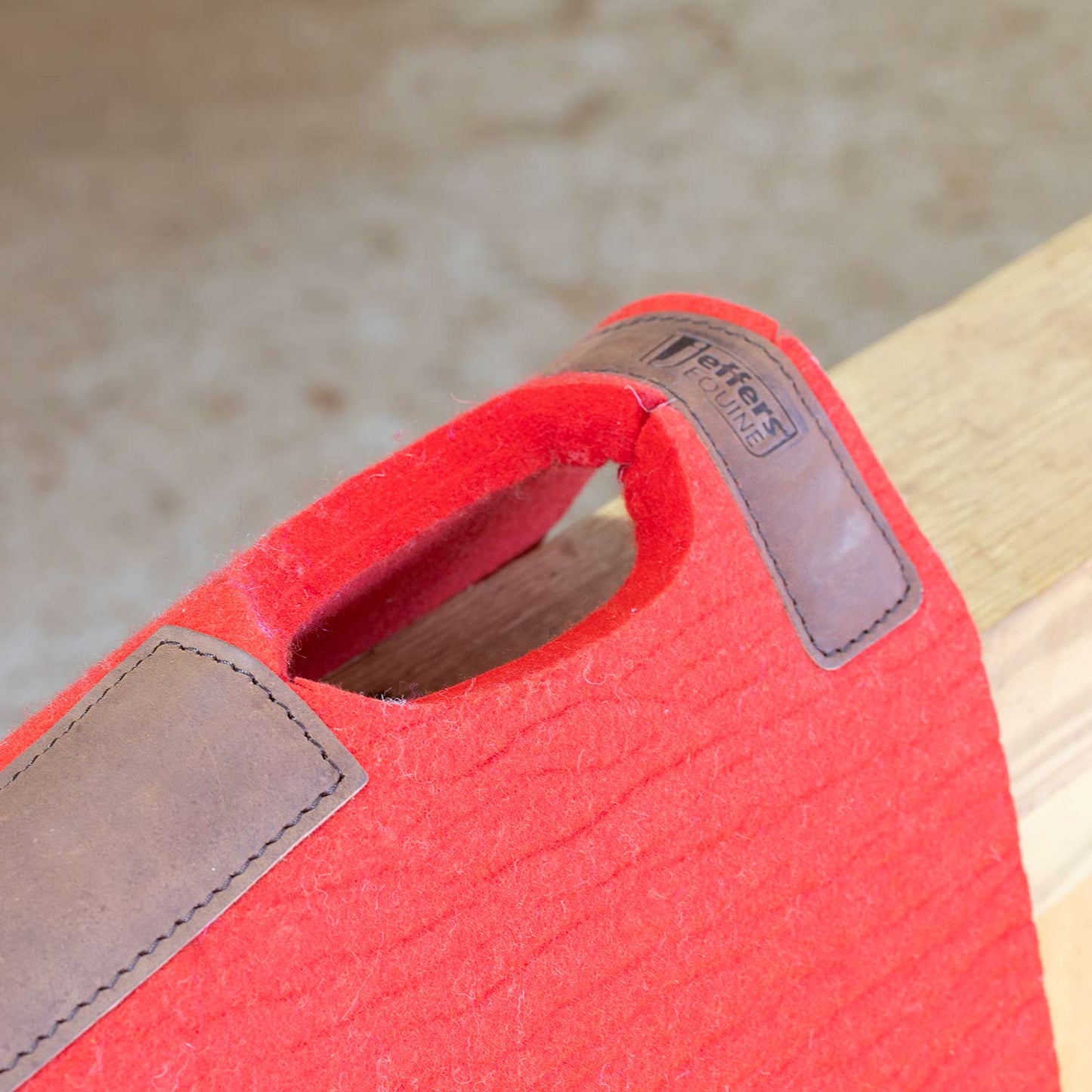 Premium WoolLuxe 100% Wool Equine Saddle Pad – Cushioned, Breathable, and Shock-Absorbing