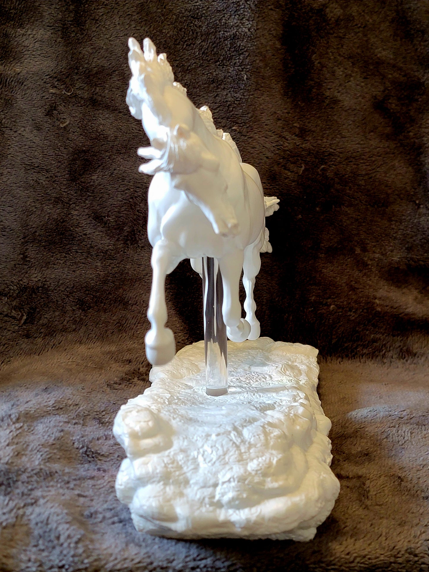 Shahdeen Cast Resin Model Horse Classic Scale