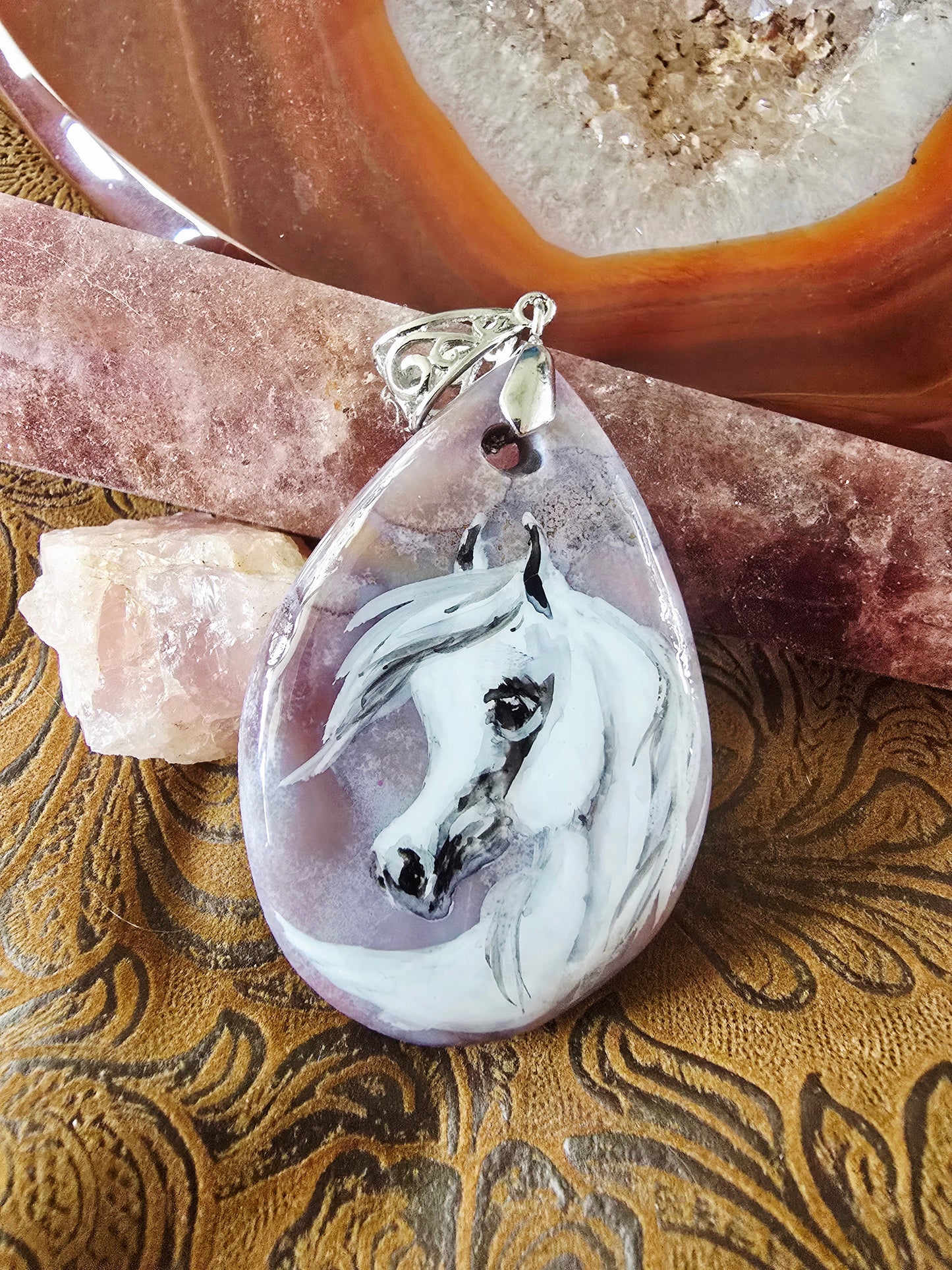 Natural Agate Horse Pendant – Hand painted Original Art
