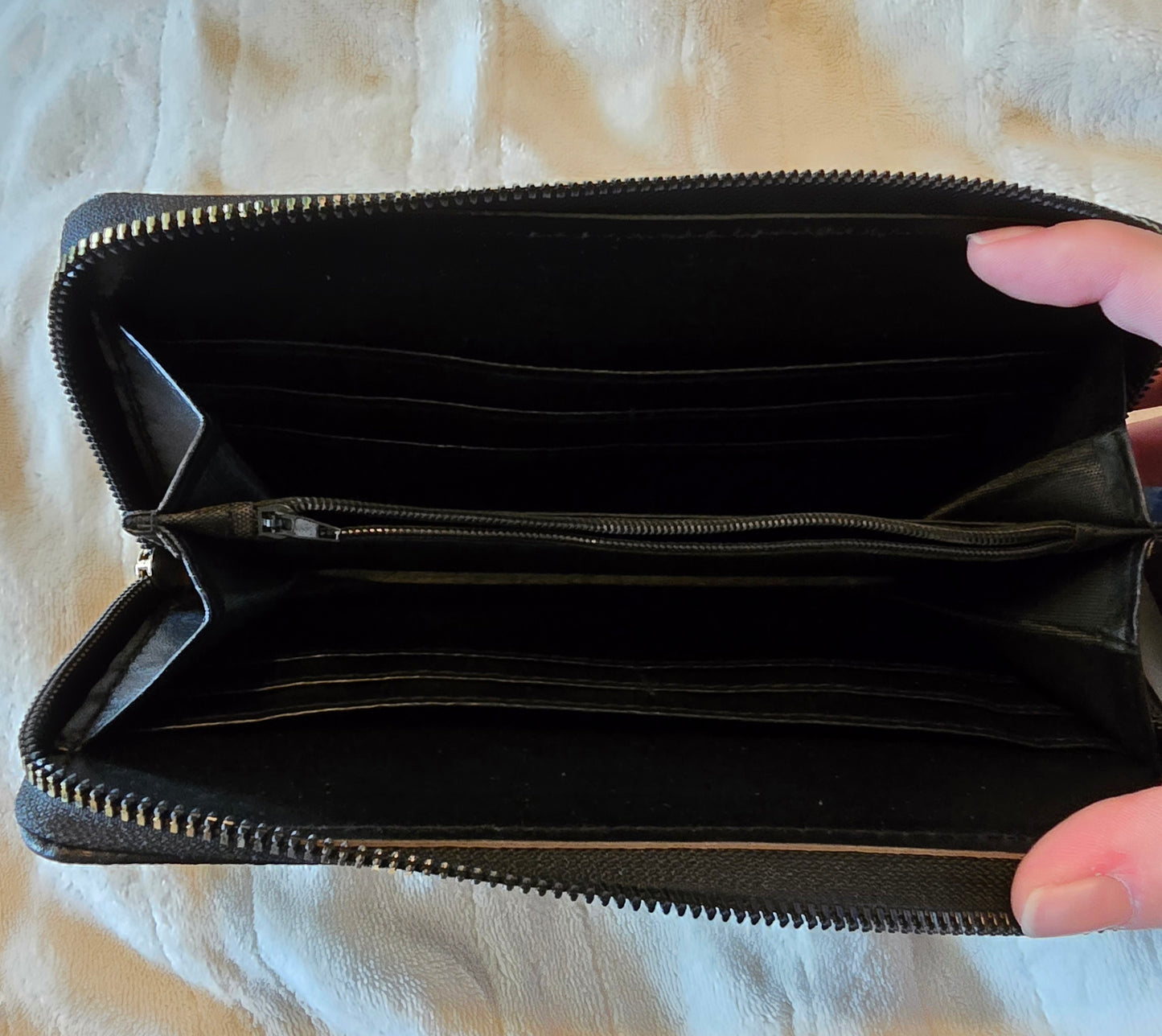 Hand-Painted Horse Wristlet Wallet — Resin Art with Glitter & Mica