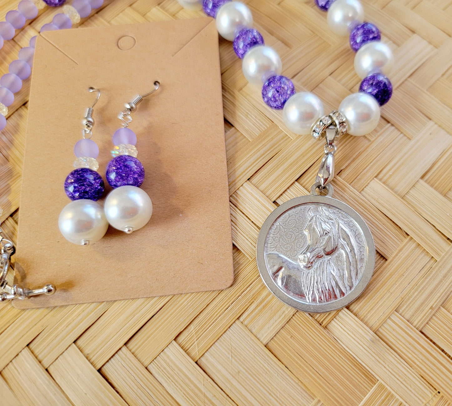 Beaded Arabian Horse Pewter Necklace set