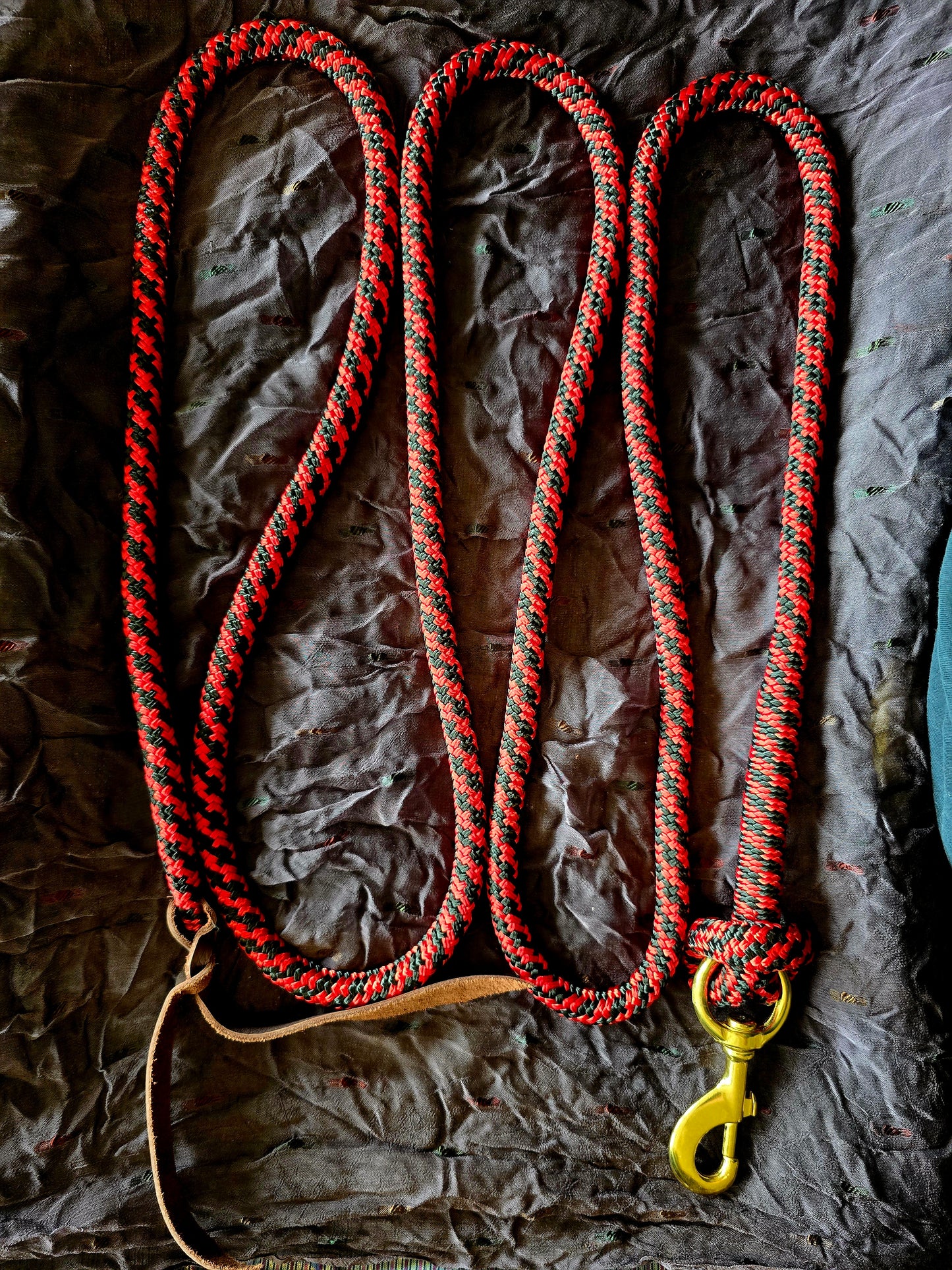 Handcrafted 10' Lead Rope with Leather Popper — Red & Black