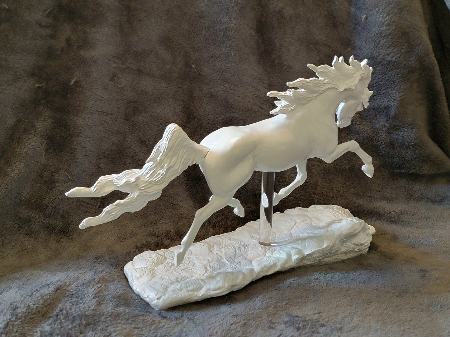 Shahdeen Cast Resin Model Horse Classic Scale