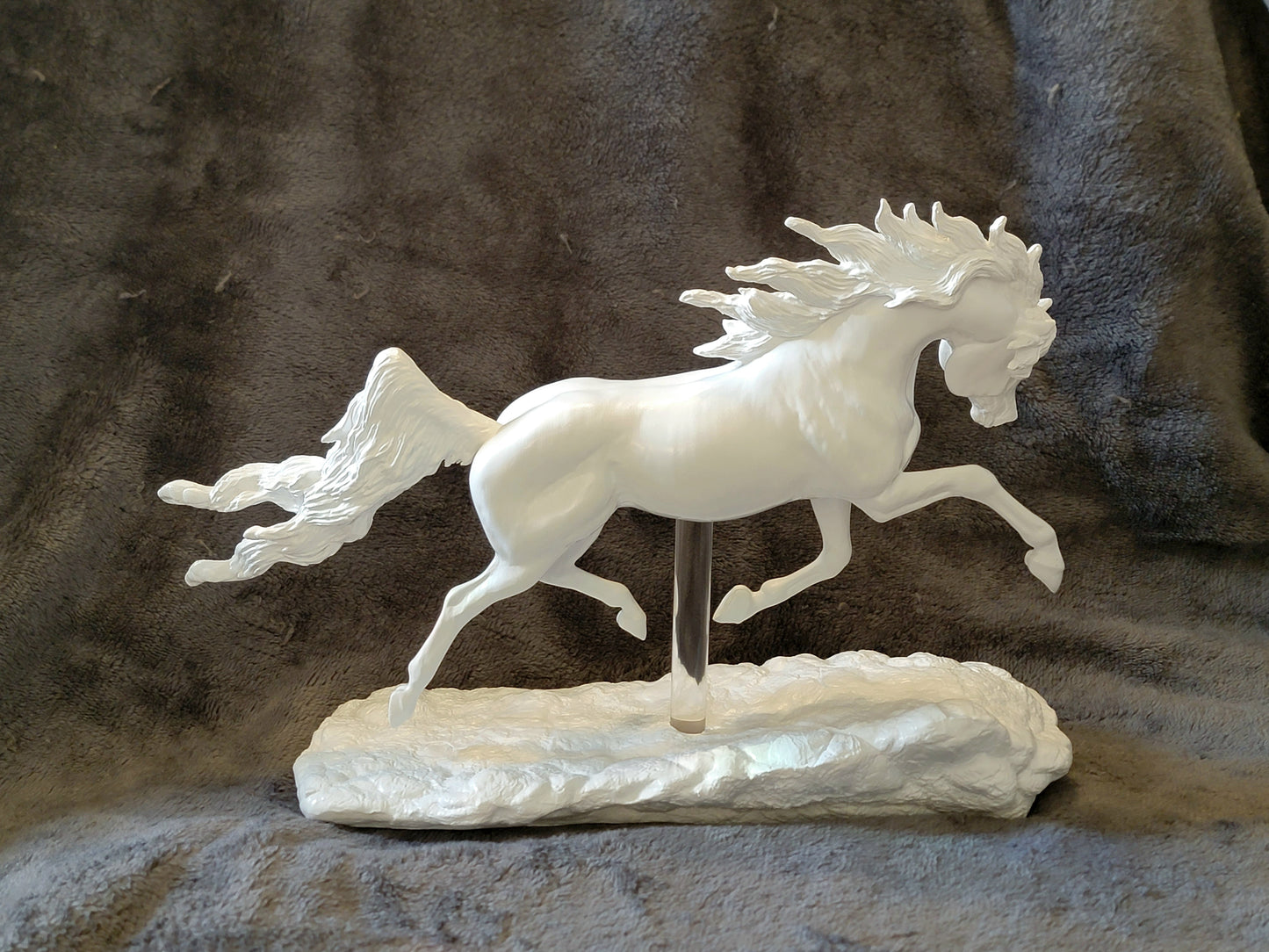 Shahdeen Cast Resin Model Horse Classic Scale