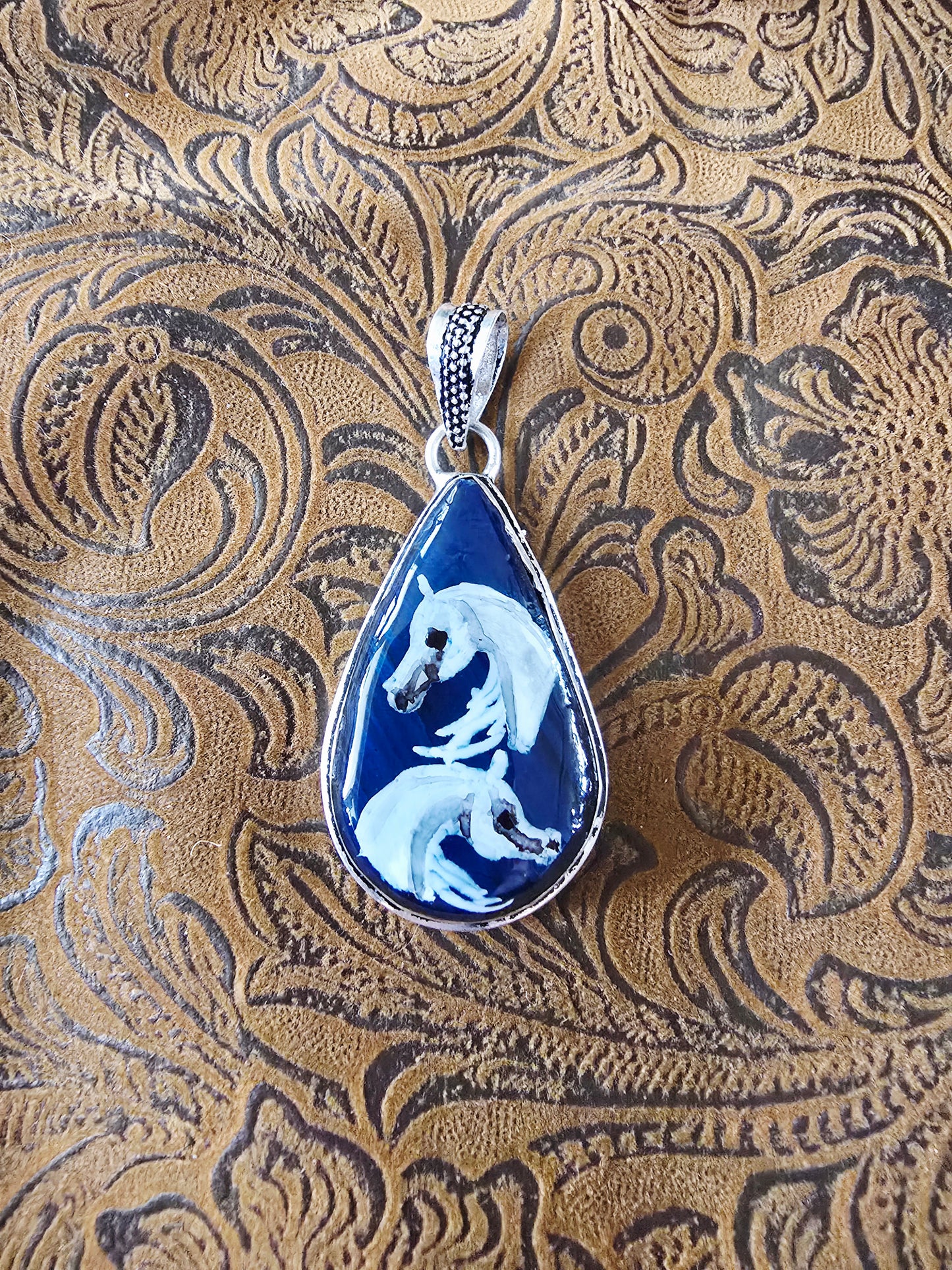 Labradorite Horse Pendant – Handpainted Original Art