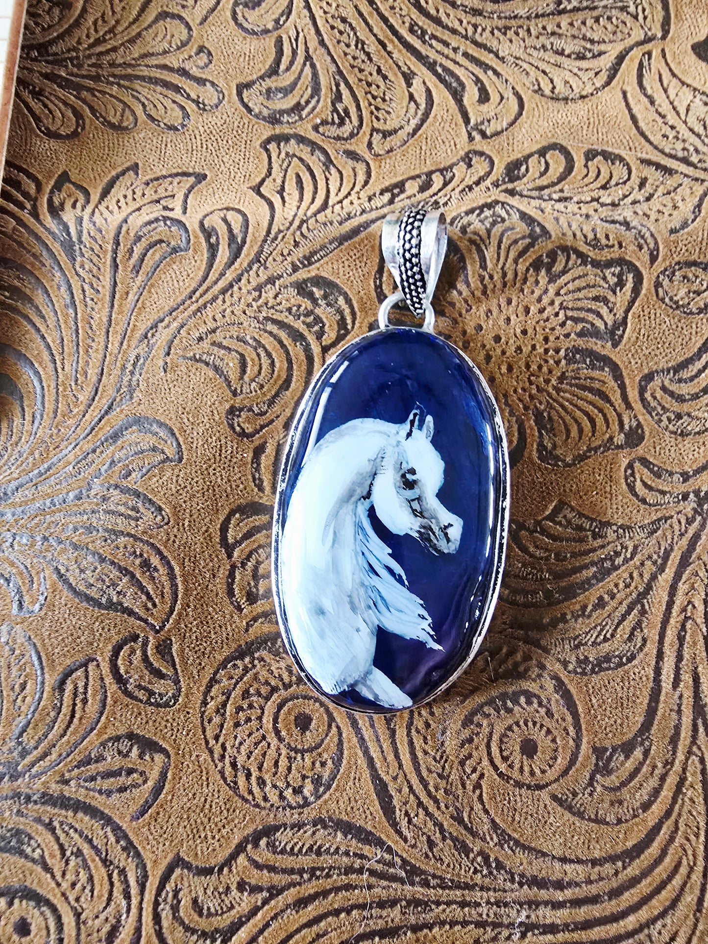 Hand-Painted Arabian Horse Pendant — Deep Blue Labradorite
