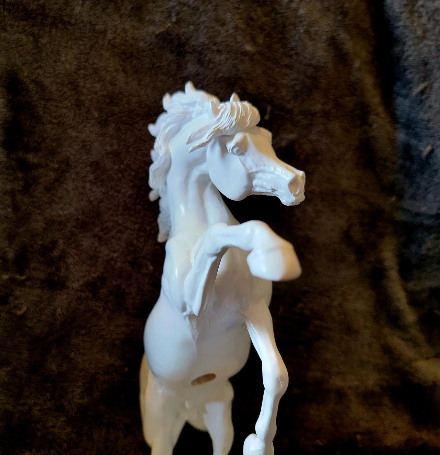 Shahdeen Cast Resin Model Horse Classic Scale