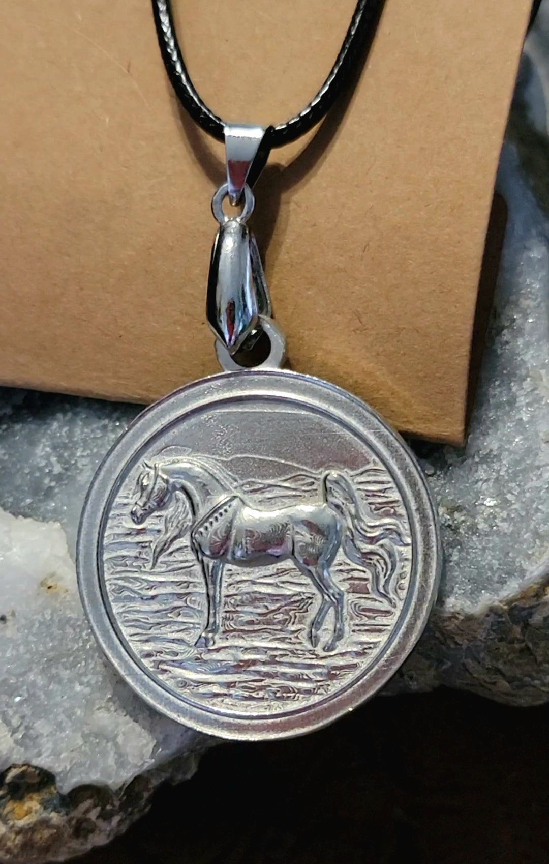 Pewter Desert Bedouin Stallion Arabian Horse Pendant Set