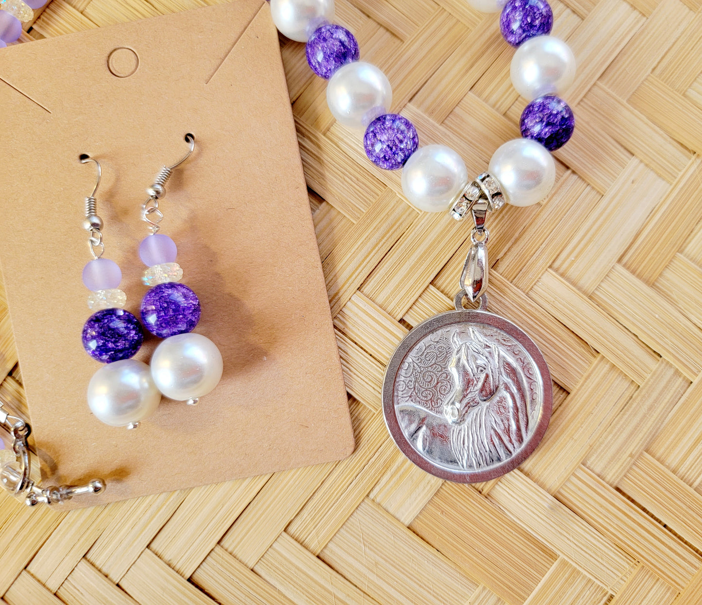 Beaded Arabian Horse Pewter Necklace set